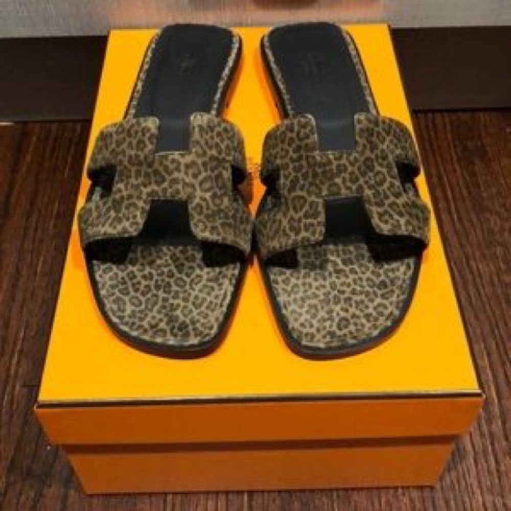 Authentic Hermes Leopard Sandals Size 39 - Picture 1 of 3